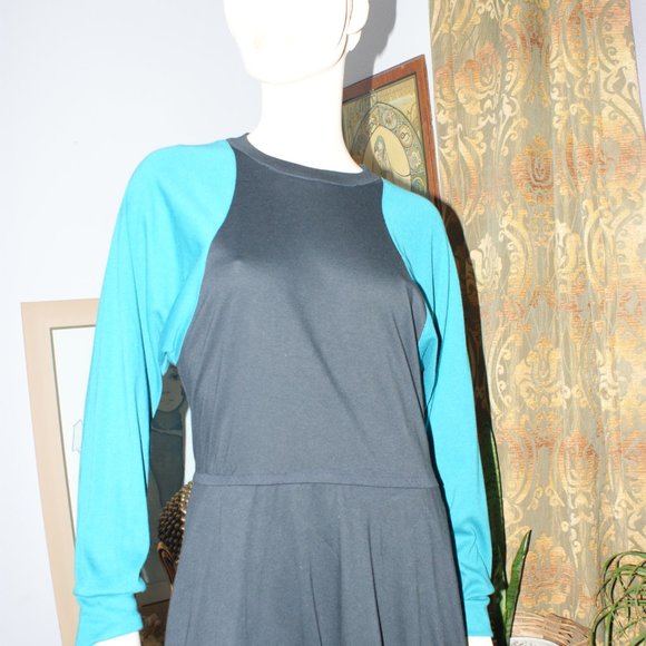 Vintage Patti Cappalli Black and Green Midi Dress - Picture 9 of 11
